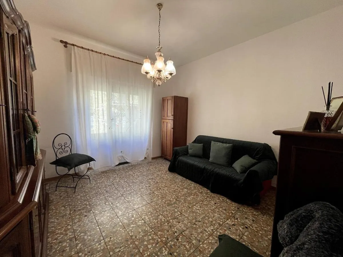 House Of Arcadia Apartment Pistoia 0*,